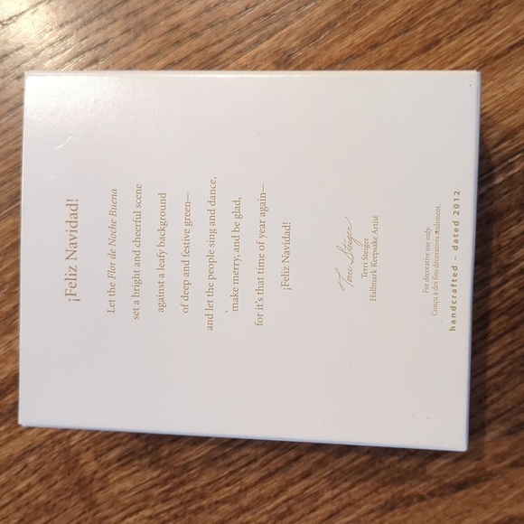 Feliz Navidad 2012 Hallmark Keepsake Wreath Ornament - Picture 4 of 5